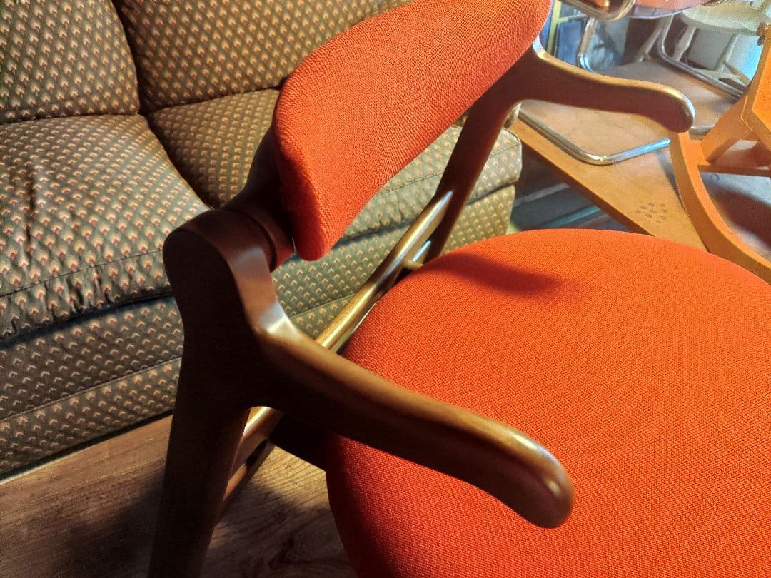 希少　ダイニングチェア KIRITSU 起立木工 CAチェア 400CH-赤