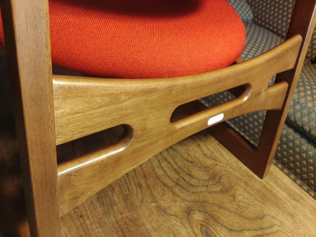 希少　ダイニングチェア KIRITSU 起立木工 CAチェア 400CH-赤