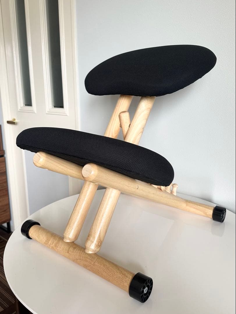 4段階　高さ調整　バランスチェア 学習椅子 ブラック　BC-101