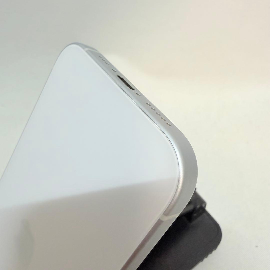 美品　Apple iPhone 15 128gb ブルー