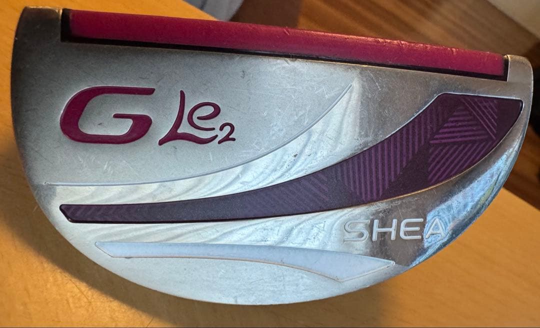 PING GLe2 SHEA レディース　ピンパター　（ヘッドカバー付き）