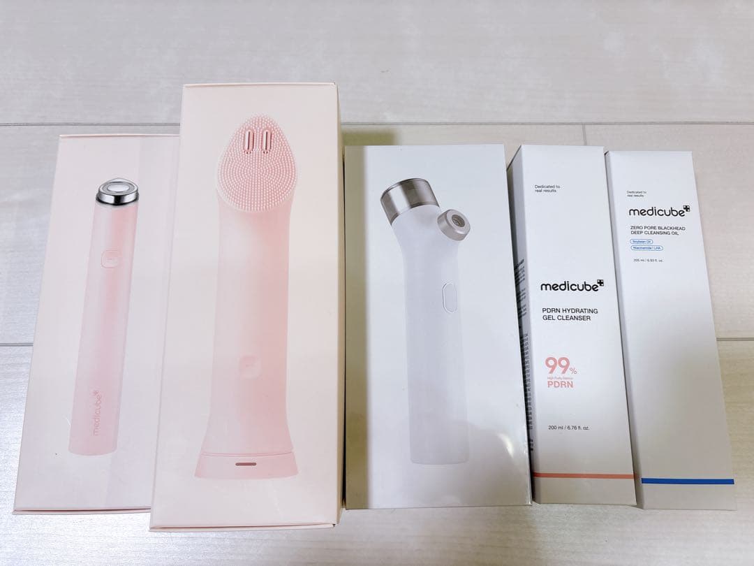 メディキューブ ブースタープロミニプラス美顔器