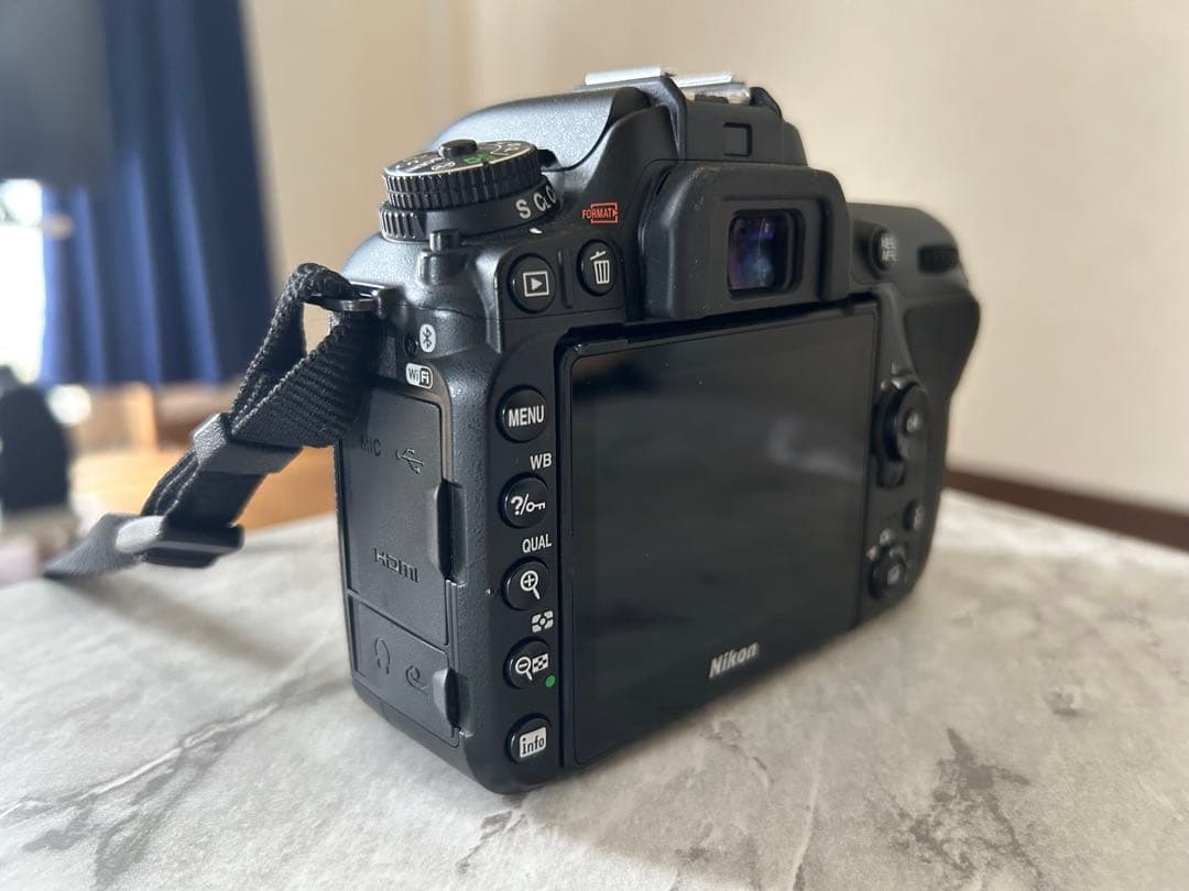 a*0様 Nikon D7500 デジタル一眼レフ キットレンズ＆単焦点レンズセ