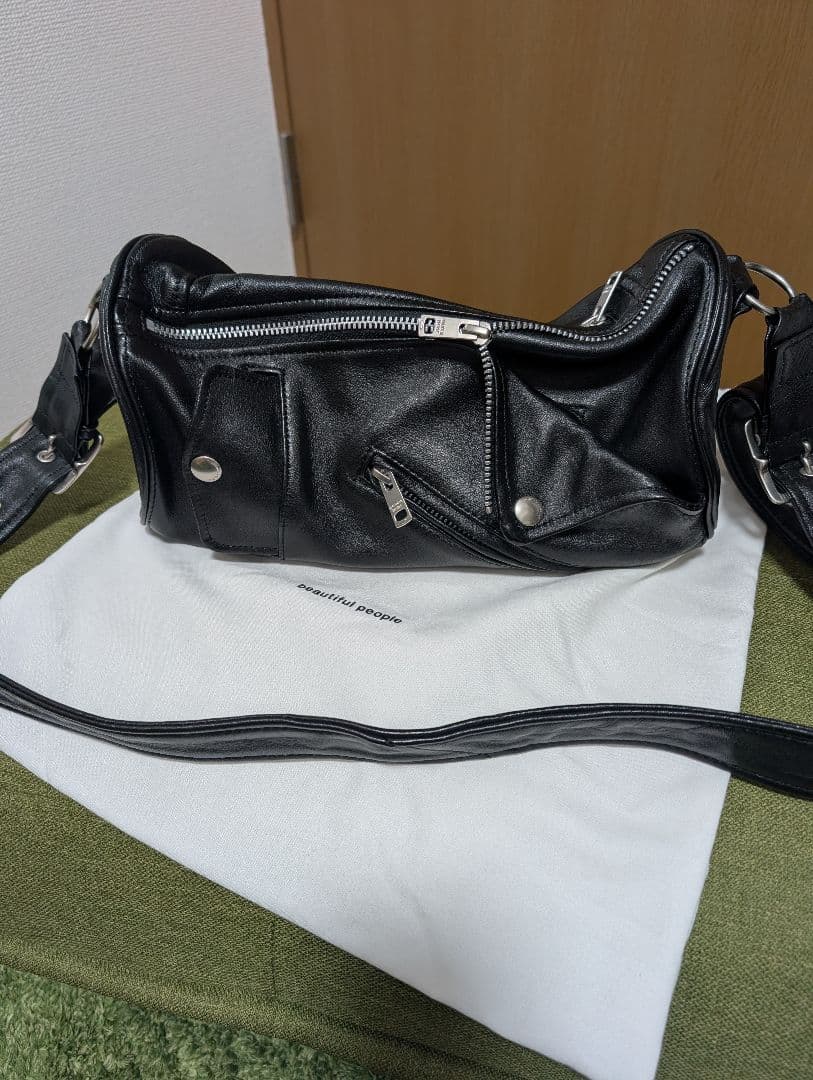 最終値下げ！beautifulpeople ラムレザーライダースシリンダーバッグ