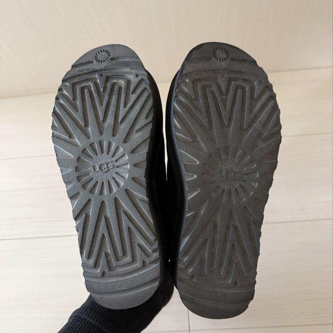 UGG アグ クラシック ウルトラ ミニ / ブラック 22cm