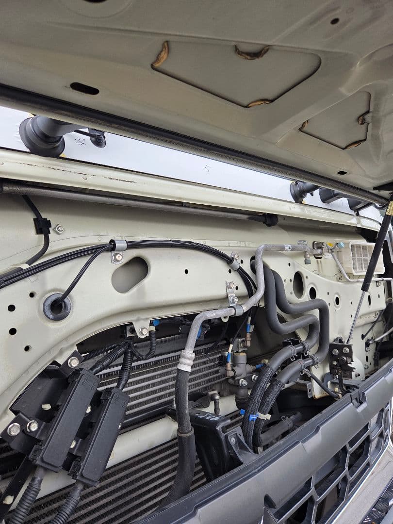 17スーパーグレート等　バラさず簡単取り付け　ワイパーパネル鏡面ステンレス