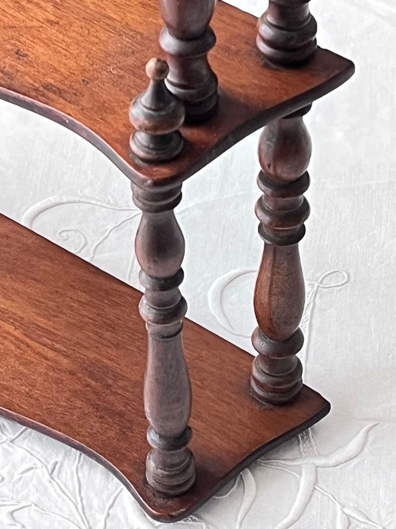 【美品】フランスアンティーク 1900年代 木製3段装飾エタジュール[3689]