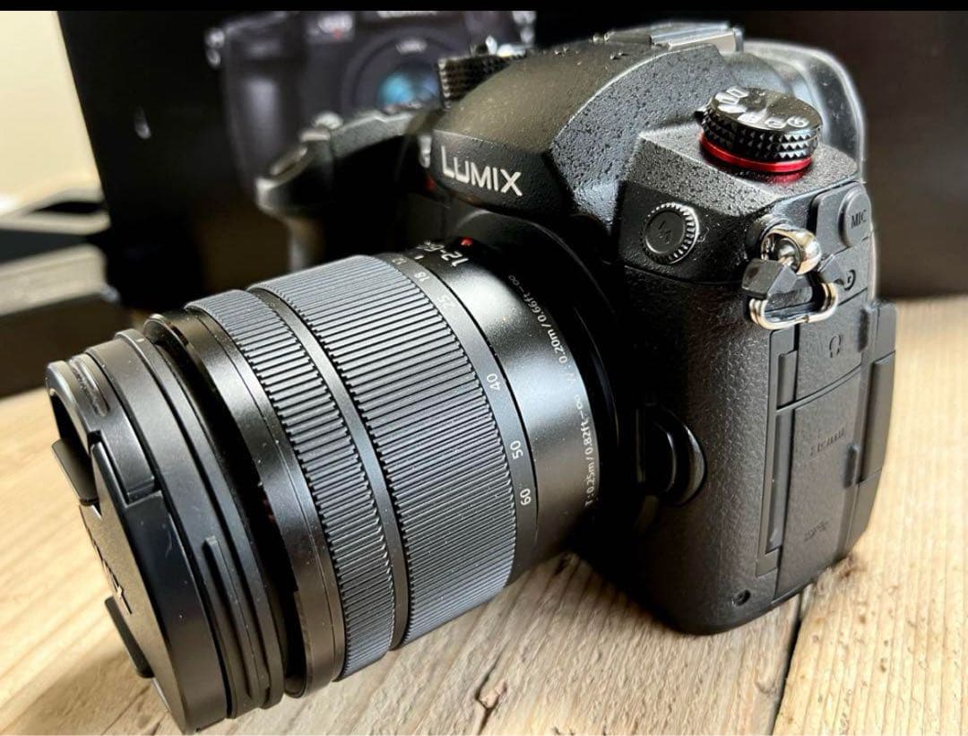 C*n様 【早い者勝ち】Panasonic LUMIX DC-GH5M2カメラ