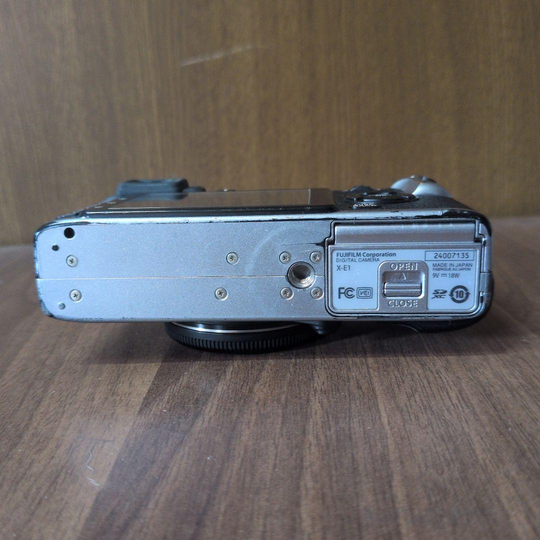 の*べ様 Fujifilm X-E1 ミラーレスカメラ シルバー