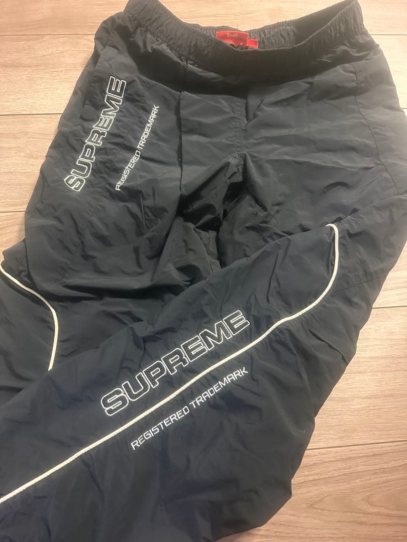 SUPREME ブラック ナイロンパンツ