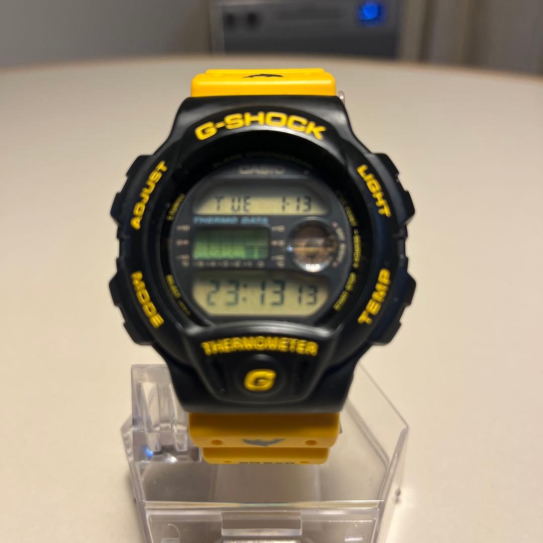 愛の戦士様　G-SHOCK dw-6100dw イルカクジラ