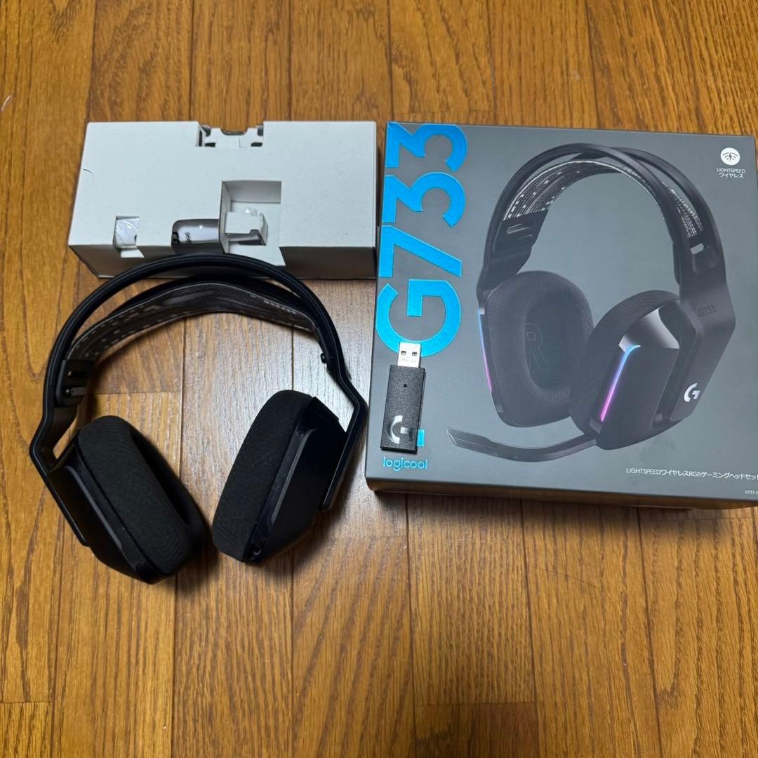 Logitech G733 ワイヤレスゲーミングヘッドセット　中古