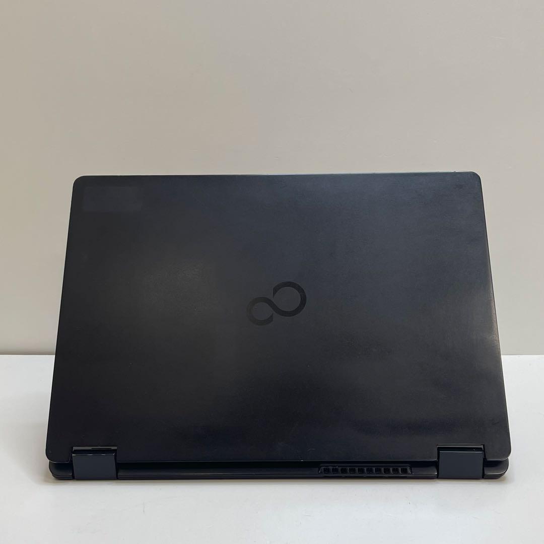 #862 富士通 P727/R i7-7500U 8Gb SSD256Gb