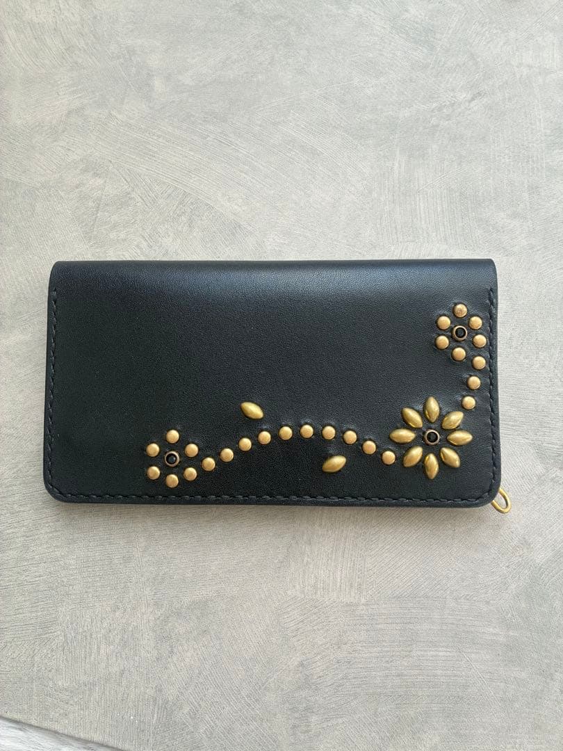 フラワースタッズ　トラッカーウォレット‼️