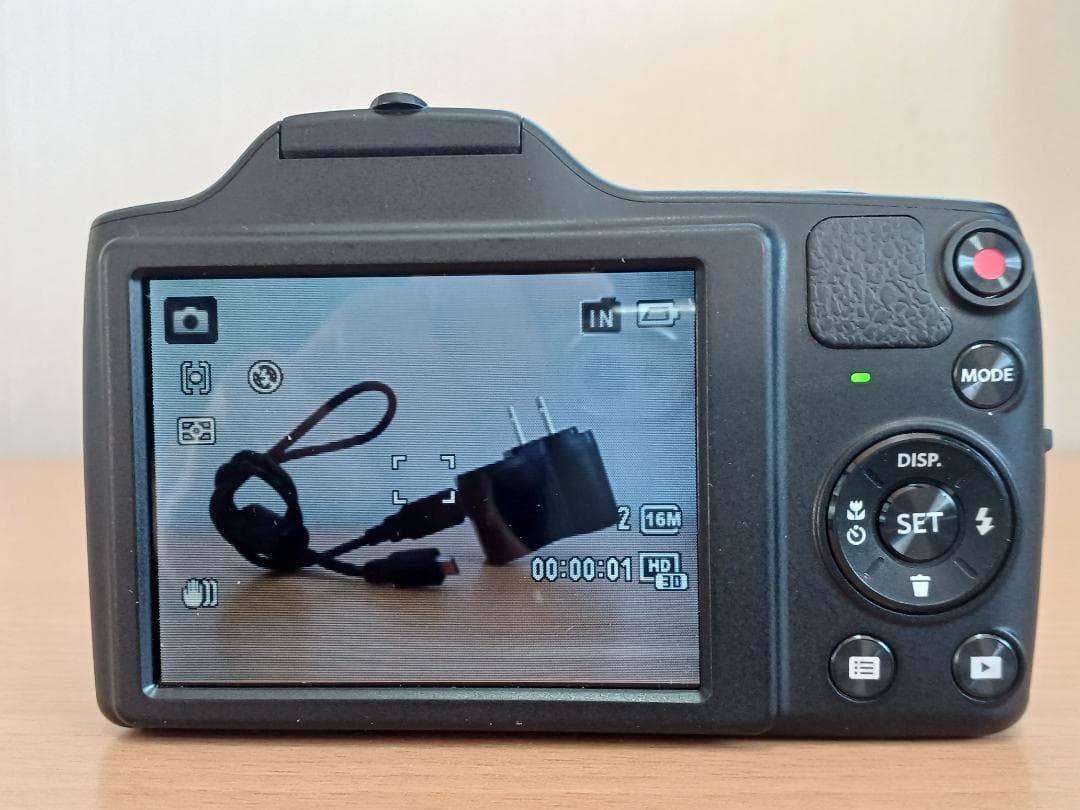 は*し様 【美品】動作確認済Kodak Pixpro FZ152 コンパクトデジ