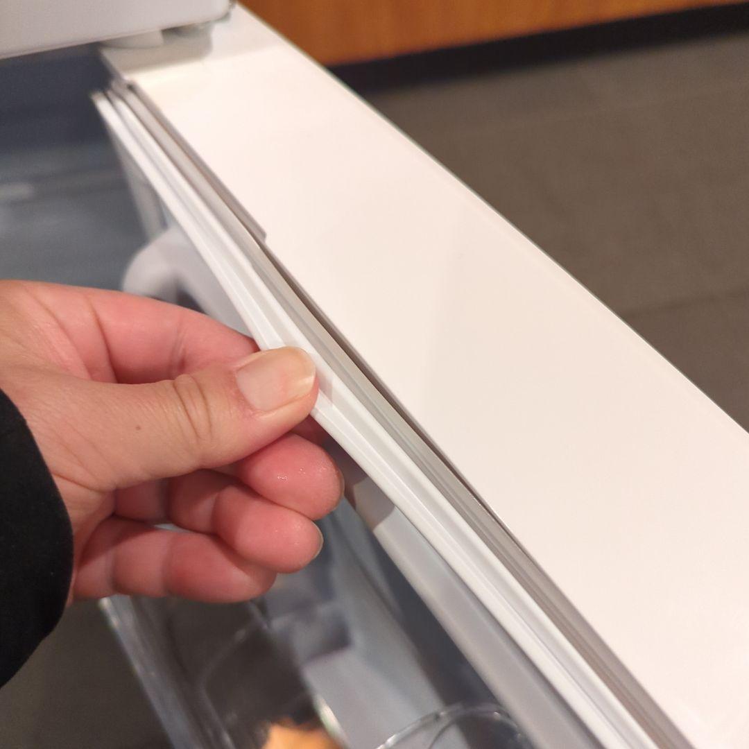 アズサ極美品☆2022年製！(東京23区のみ送料と設置無料)冷蔵庫