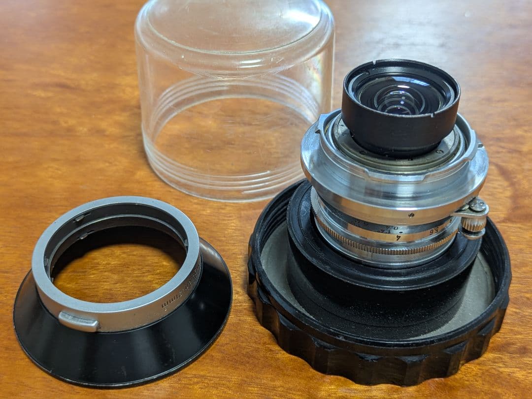 Leica スーパーアンギュロン21mm F4 オリジナルフード付き