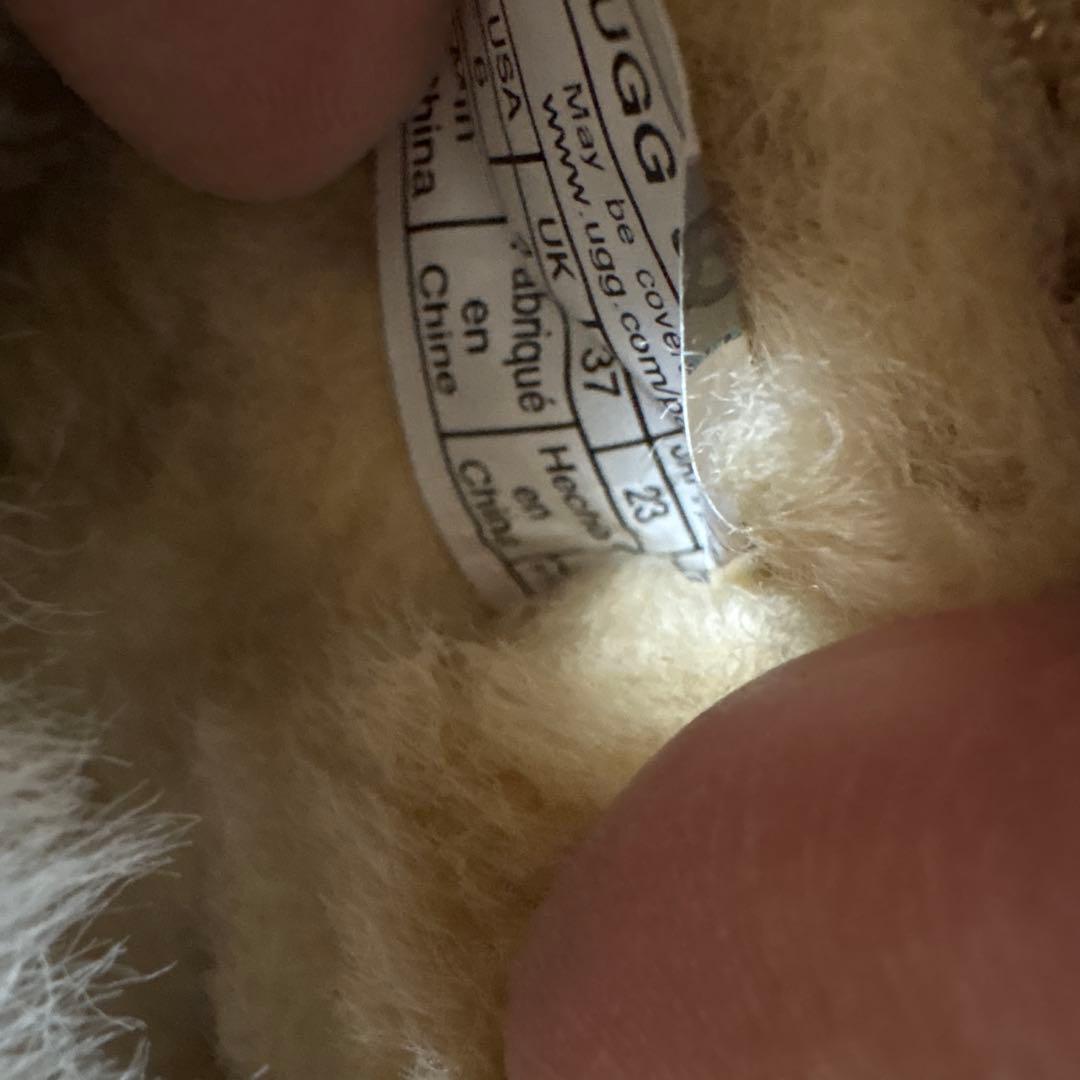 UGG アグクラシックウルトラミニCHE 23cm ブーツ ムートンチェスナット