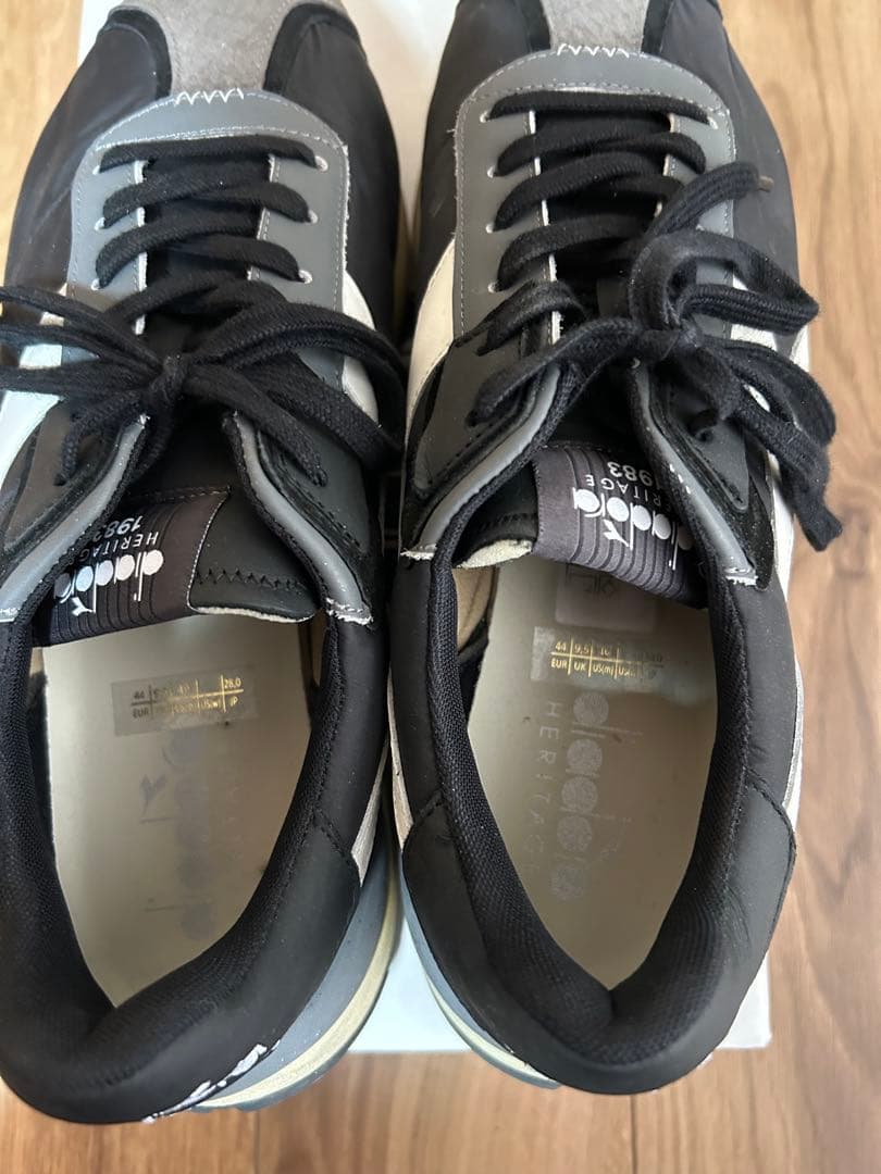 干場着用モデル！Diadoraディアドラ MERCURY ELITE 44