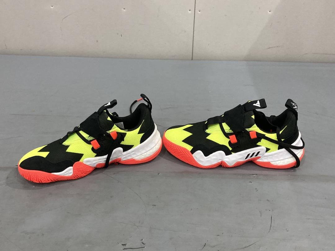 【新品・未使用】adidas アディダス トレイ ヤング 1バスケット 27cm