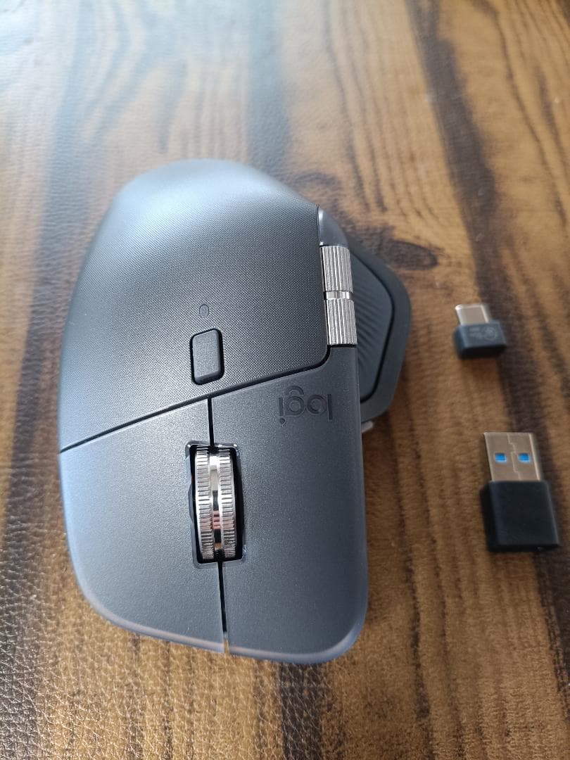 【ほぼ未使用】ロジクール MX MASTER 4 使用10分のみ