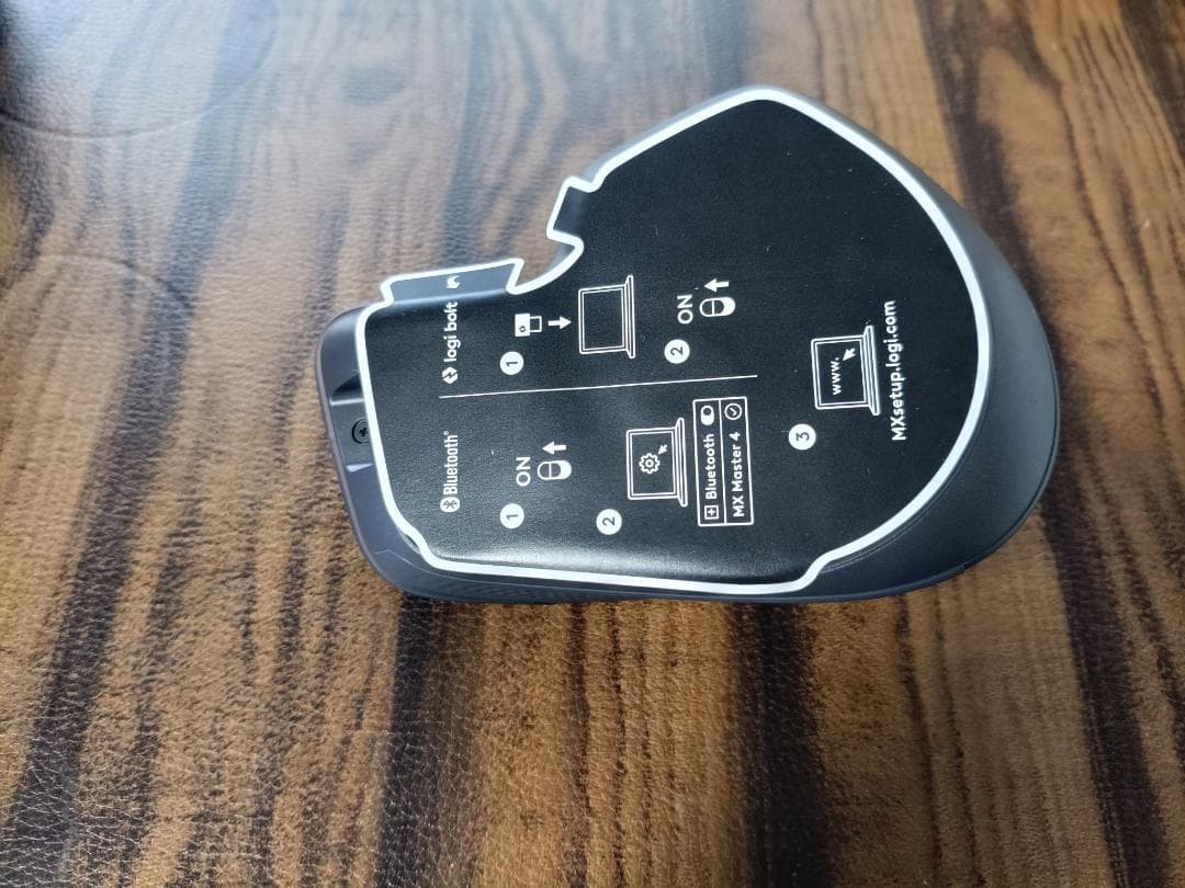 【ほぼ未使用】ロジクール MX MASTER 4 使用10分のみ