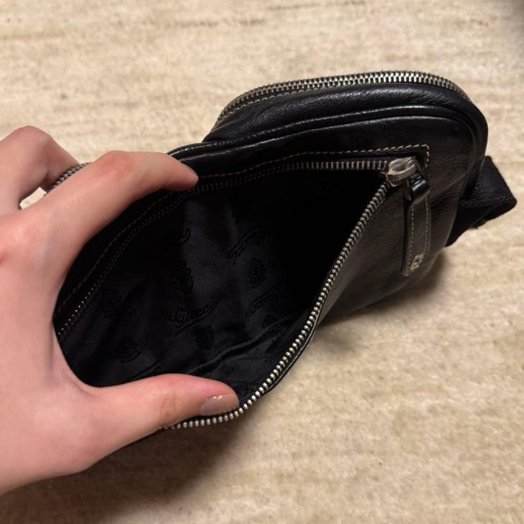 GUCCI ボディバッグ レザー 革 バッグ