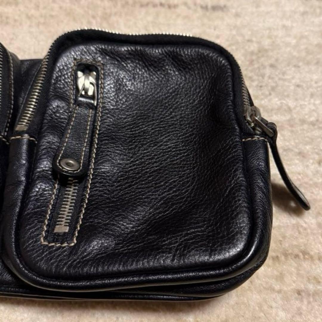 GUCCI ボディバッグ レザー 革 バッグ