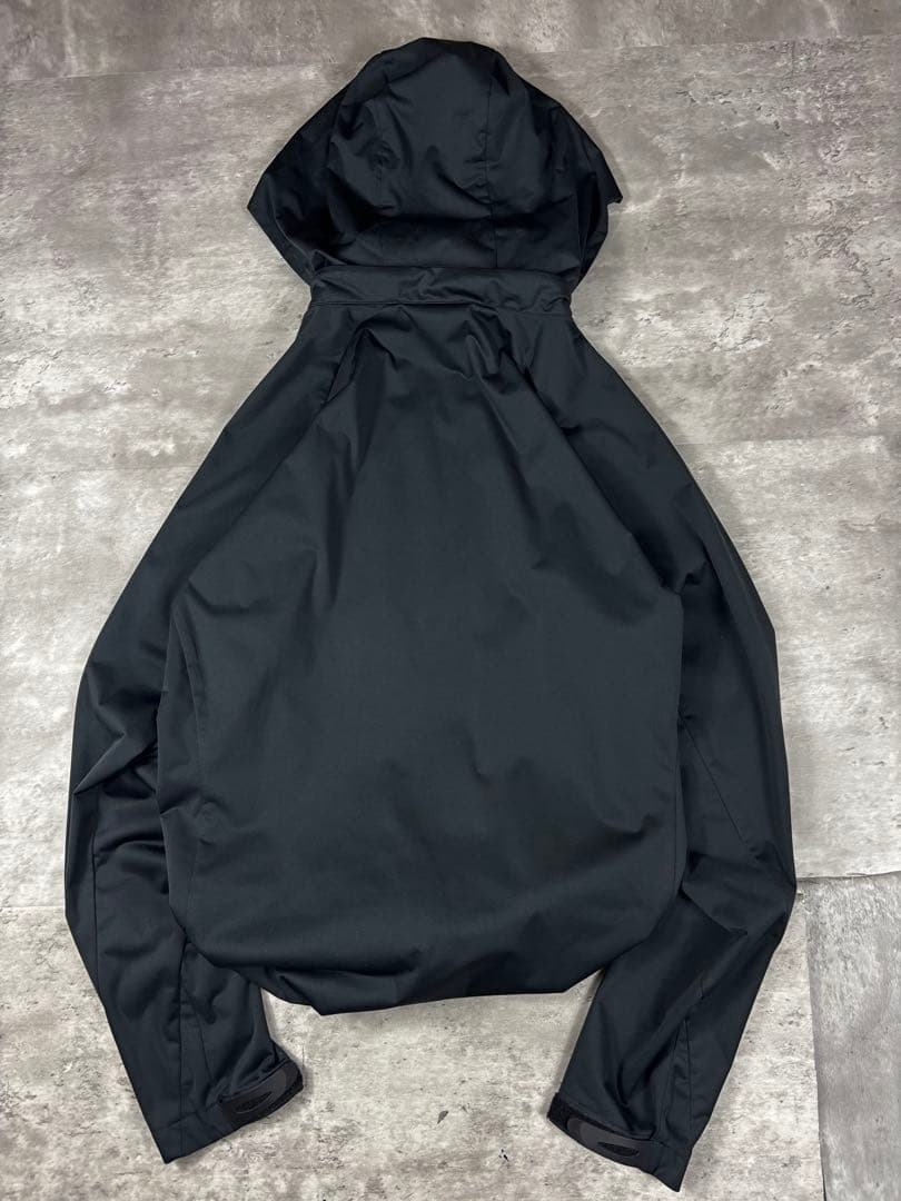 OAKLEY “SOFT SHELL JACKET” TECH