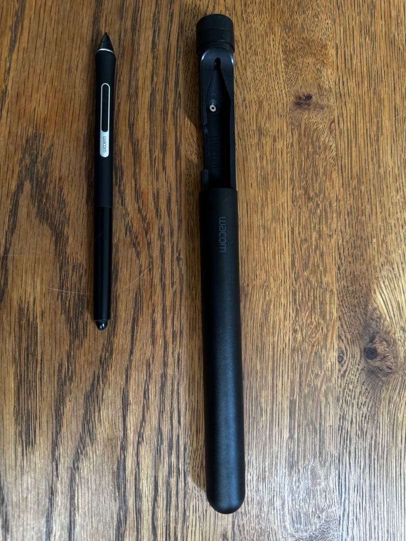 ワコムWacom Cintiq Pro液晶ペンタブレット+スタンド+スリムペン