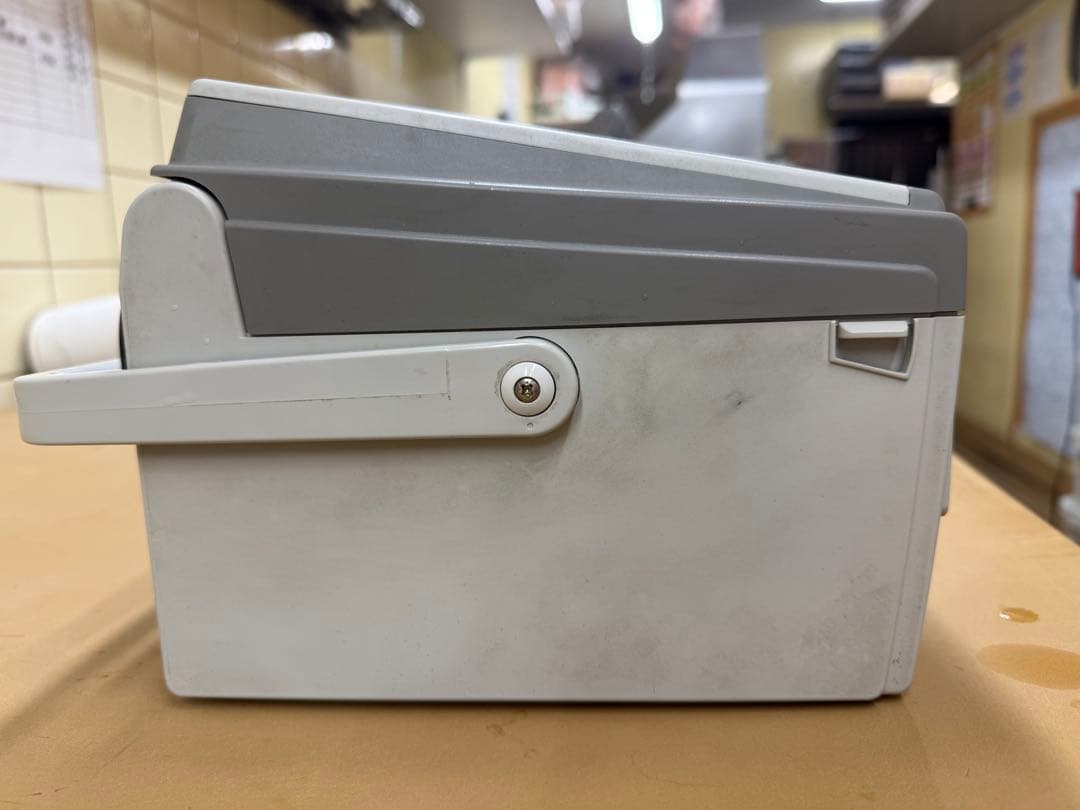 Shinsei 本体と付属品　Hello neo-7