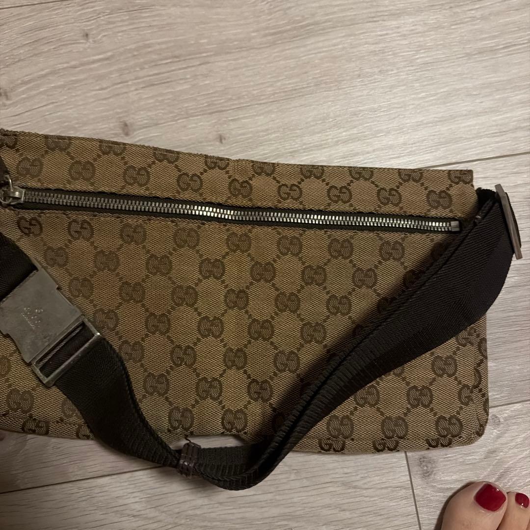 GUCCI GGパターン ボディバッグ ブラウン