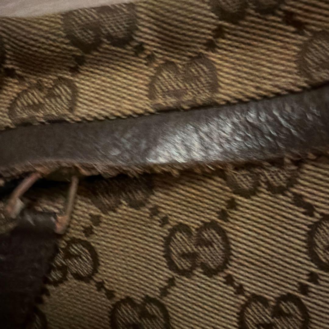 GUCCI GGパターン ボディバッグ ブラウン