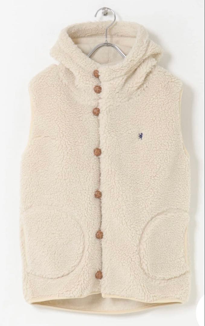 新品タグ付きGymphlex ボアベストURBAN RESEARCH DOORS