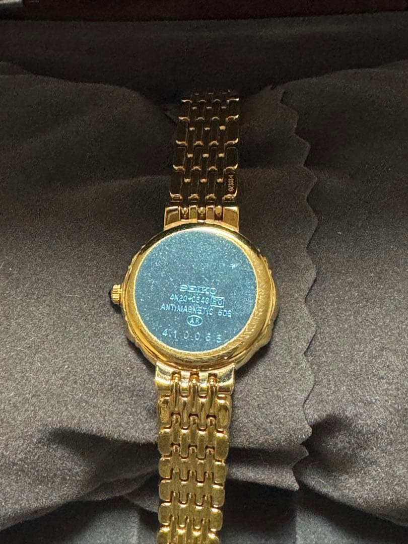 SEIKO EXCELINE 腕時計 ゴールド