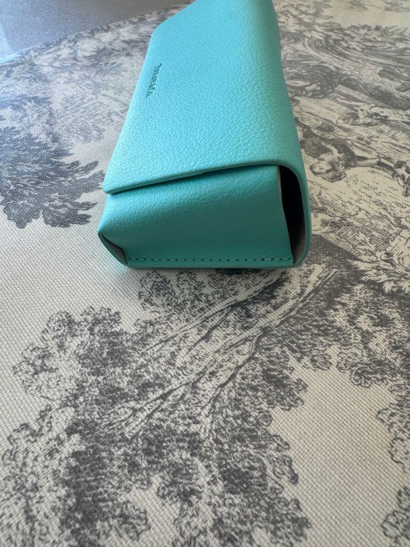 Tiffany & Co. ☆ブラック　サングラス ☆