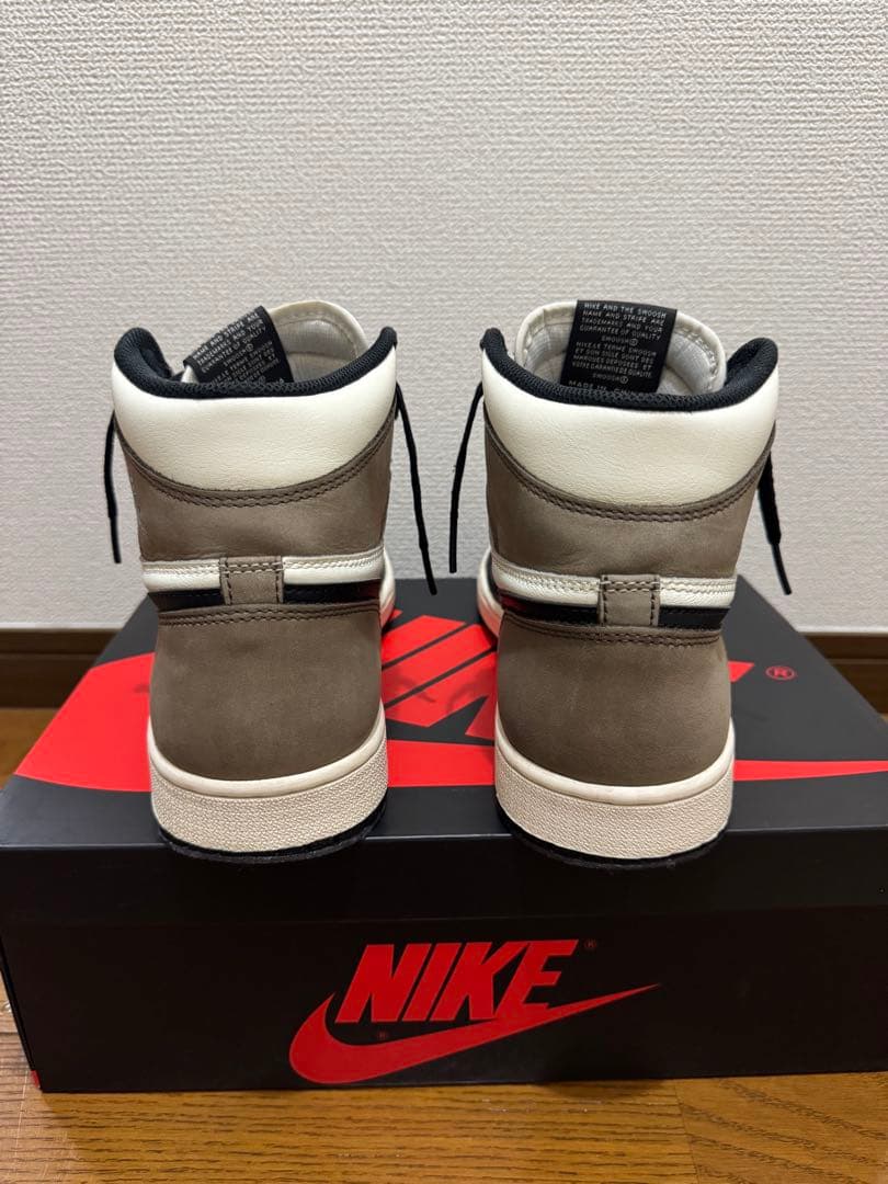 靴 Nike Air Jordan 1 High OG Dark Mocha