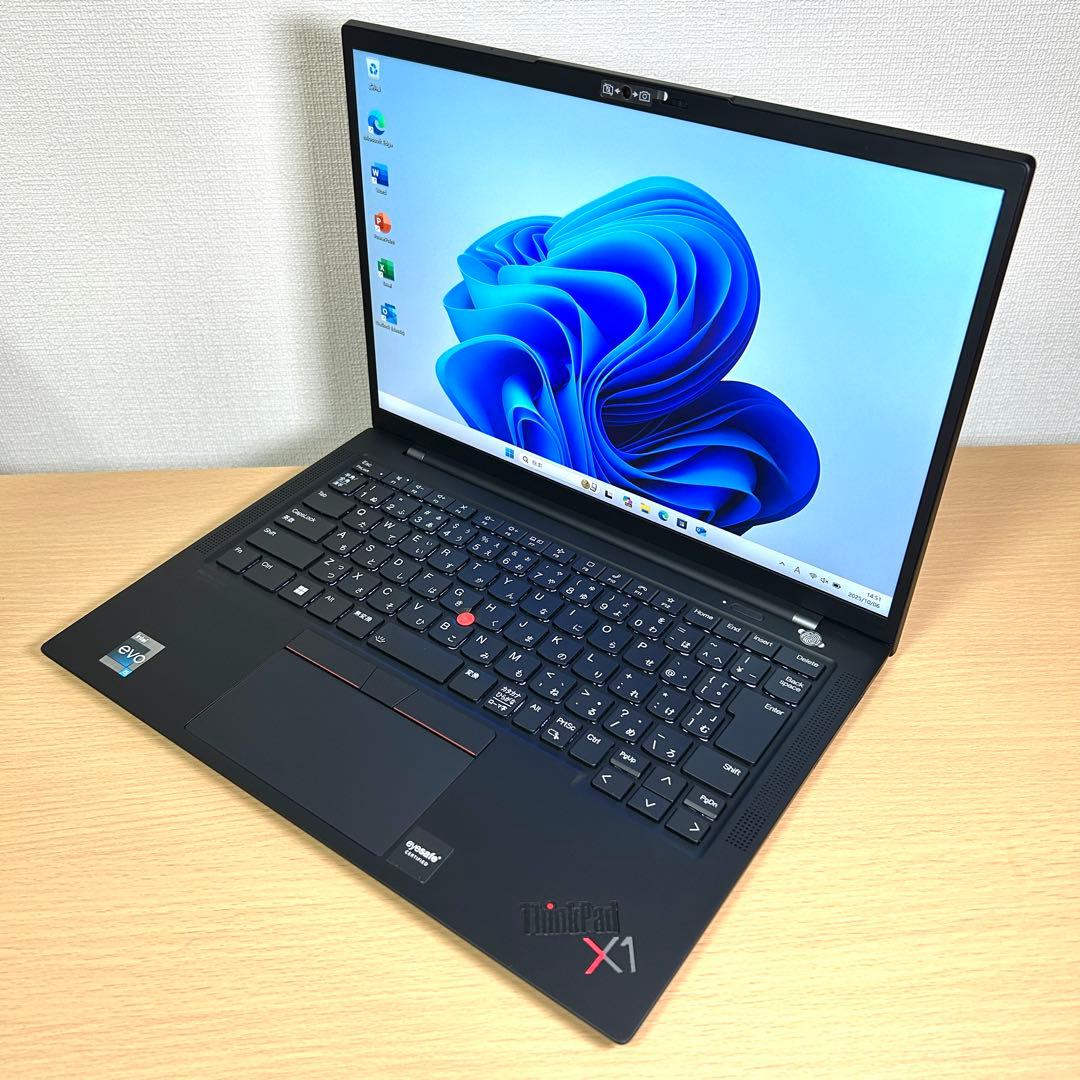 美品 Lenovo THINKPAD X1 CARBON Gen10 512GB