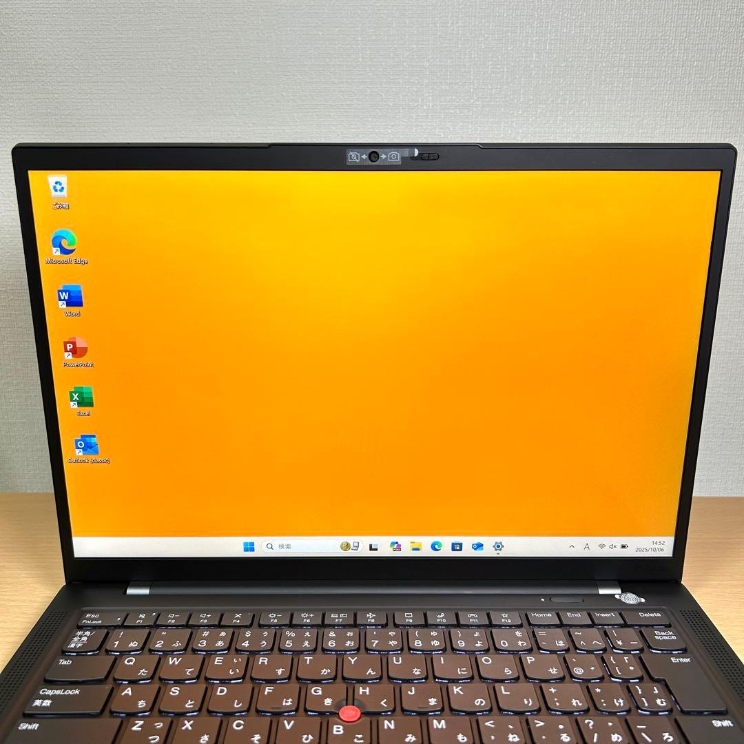 美品 Lenovo THINKPAD X1 CARBON Gen10 512GB
