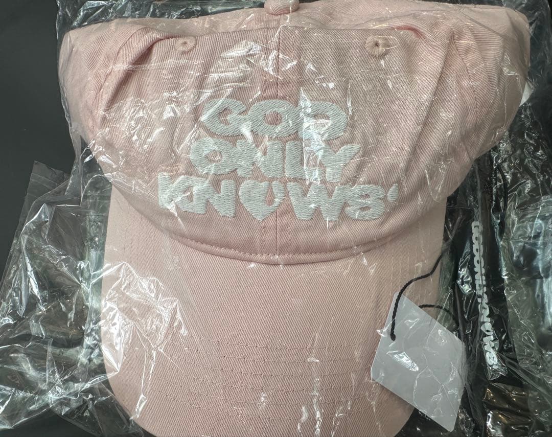 GOD ONLY KNOWS POPUP LOGO CAP 岩田剛典