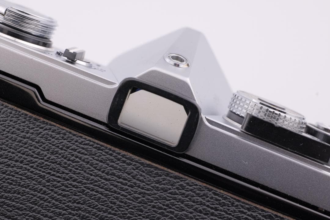 フィルムカメラ Olympus OM-1 + AUTO-W 28mm F3.5