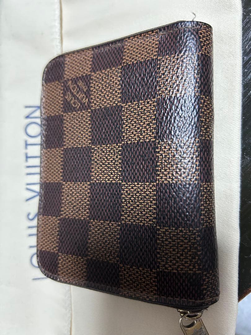 『ルイ・ヴィトン』ダミエジッピーパース　コンパクト　ブラウン