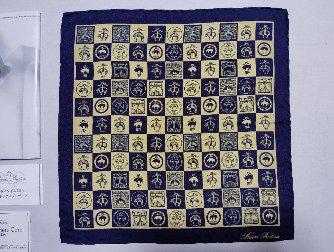 希少　ブルックスブラザーズ　200周年記念ポケットチーフ　ブロックフリース　紺金