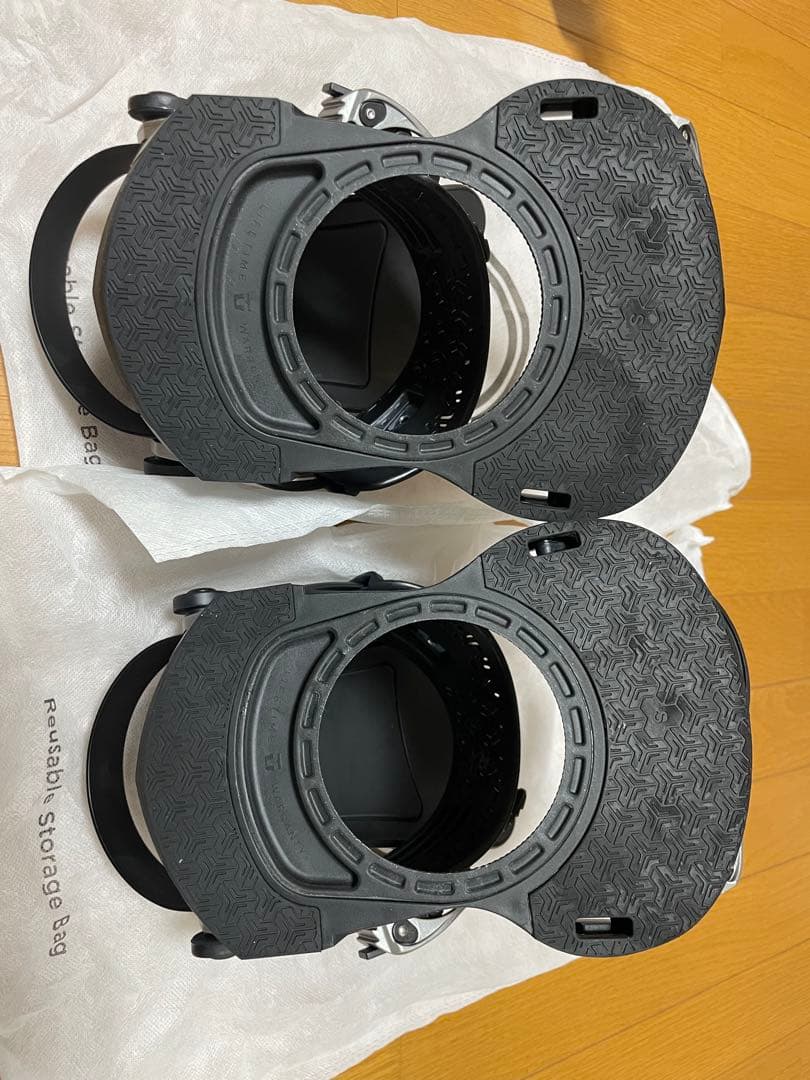 UNION ATLAS メタリックシルバー　Sサイズ　23-24