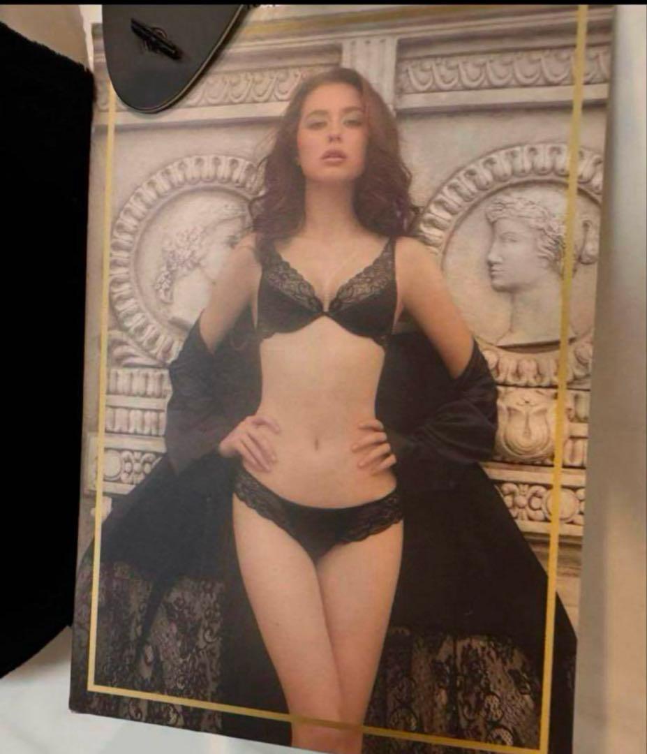 仮専用【モデル掲載 ④点ベロア×上品レース】75E annebra アンブラ