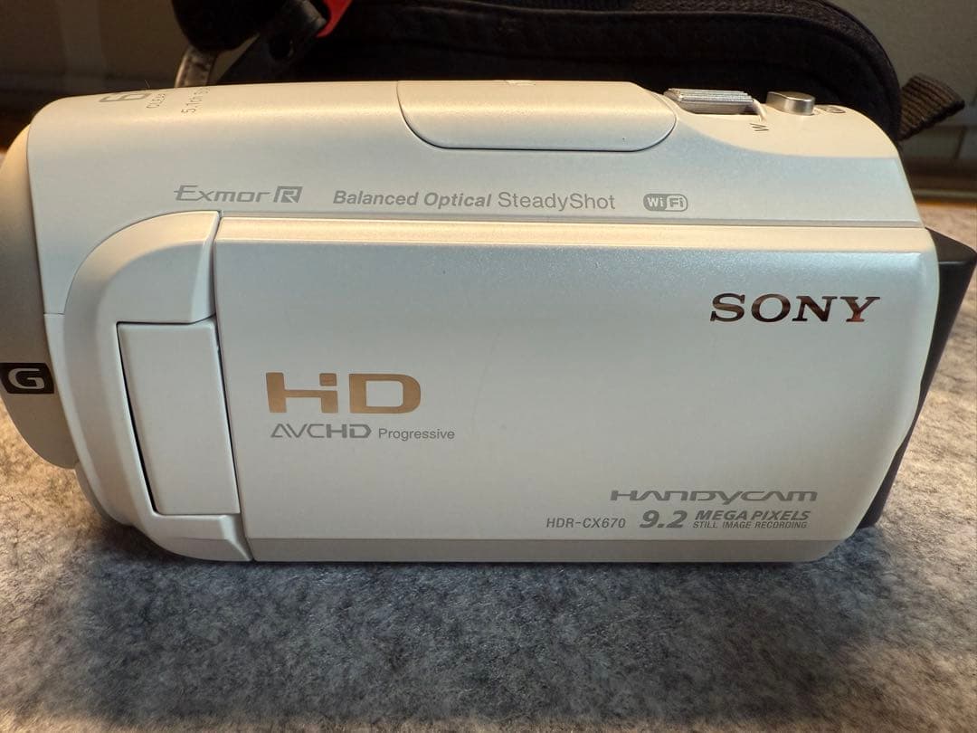 SONY HDR-CX670 ビデオカメラ ホワイト