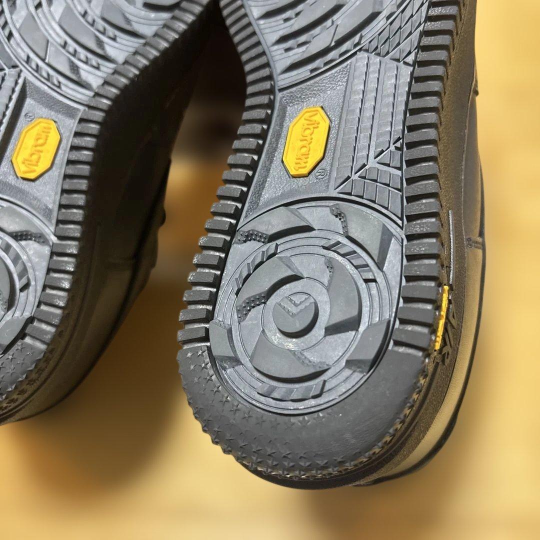 完売　ナイキ　NIKE AIR FORCE 1 GTX VIBRAM 26.5
