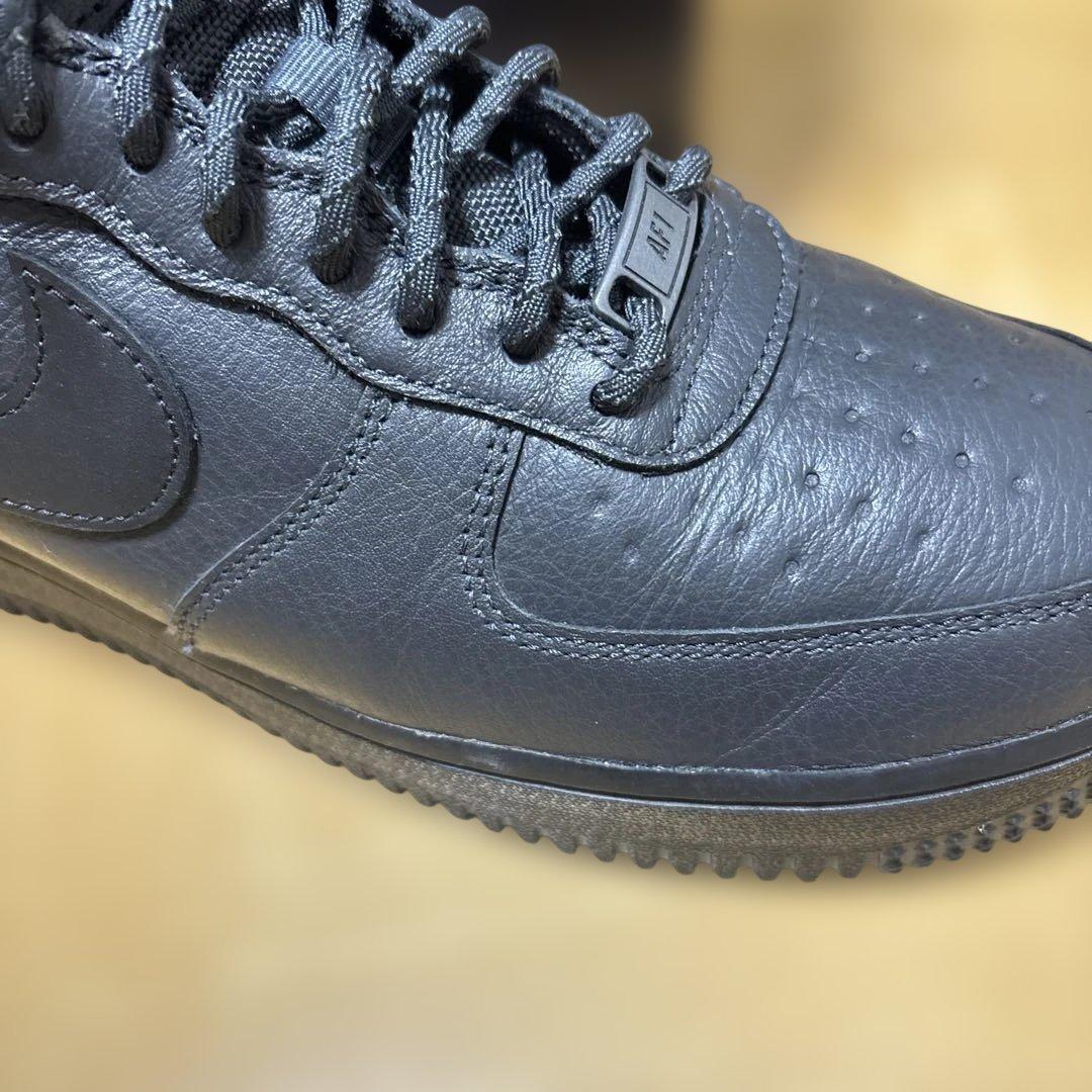 完売　ナイキ　NIKE AIR FORCE 1 GTX VIBRAM 26.5