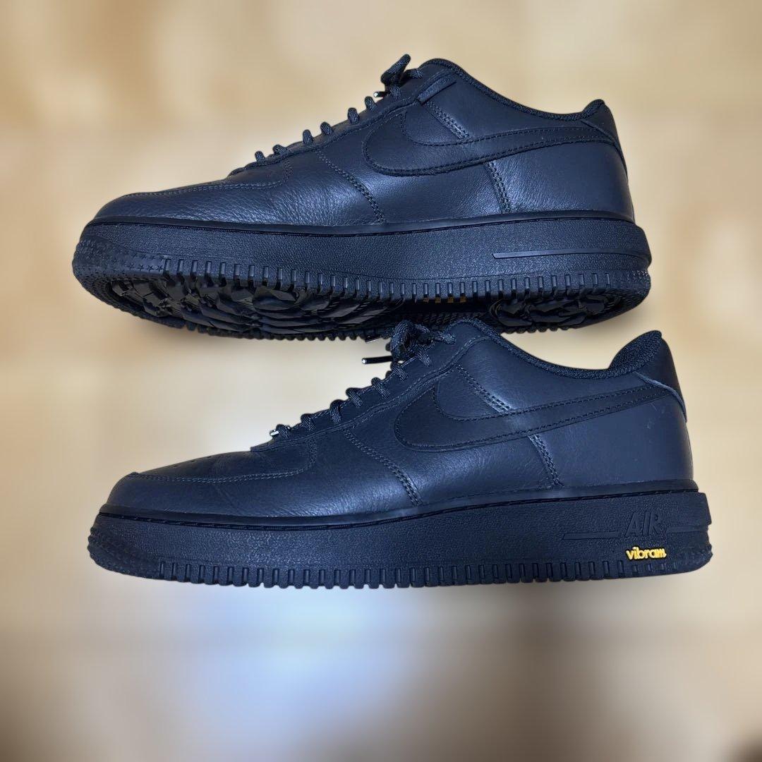 完売　ナイキ　NIKE AIR FORCE 1 GTX VIBRAM 26.5