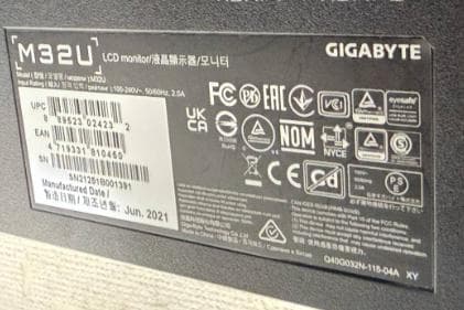 GIGABYTE ギガバイト 4Kゲーミングモニター 31.5型 M32U